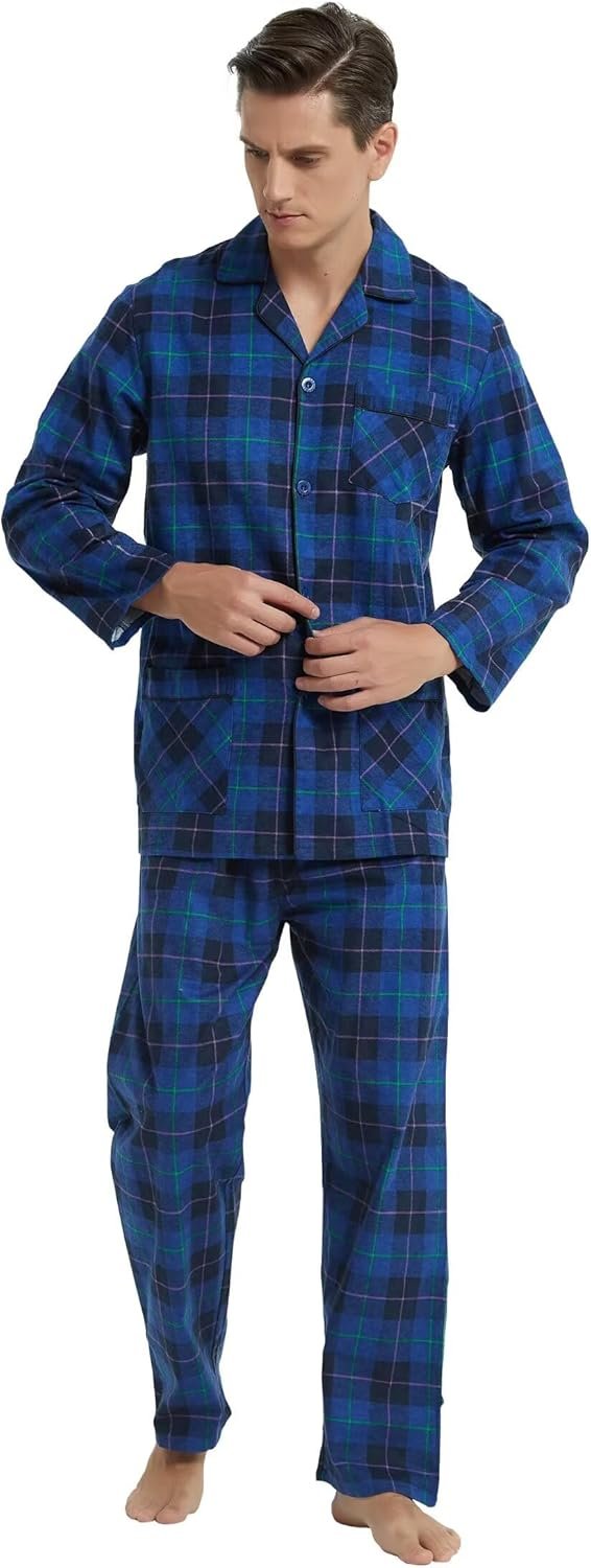 Homme de Dos en Pyjama Charentaise